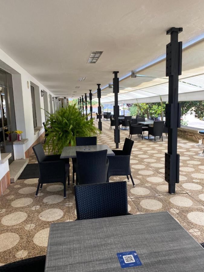 טרוחיו Hotel Las Cigueenas מראה חיצוני תמונה
