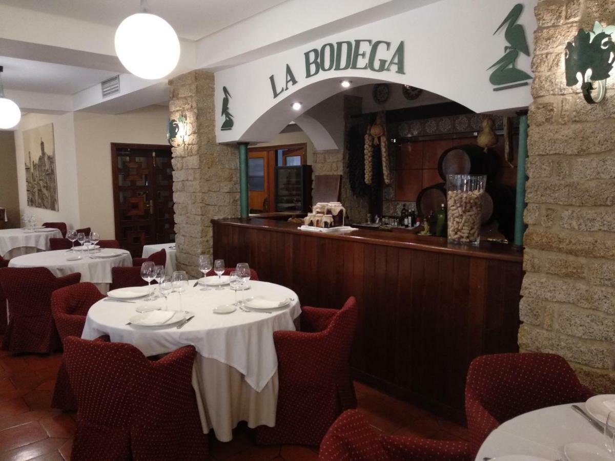 טרוחיו Hotel Las Cigueenas מראה חיצוני תמונה